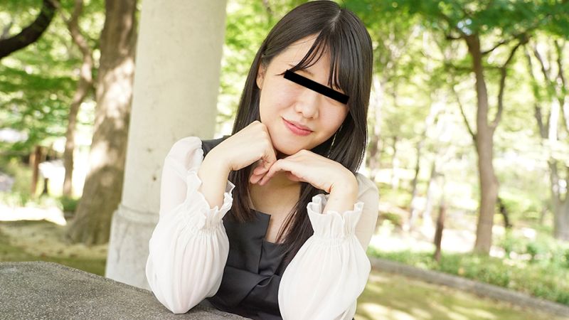 【无码】新人女优五月あおい初次拍摄紧张发抖，处女作直接内射破处！番号10musume_102222_01