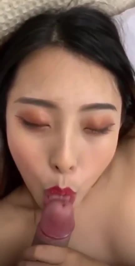 最新推特网红嫩妹子留学生大尺度性爱自拍流出堪称最嫩萝莉真诱人