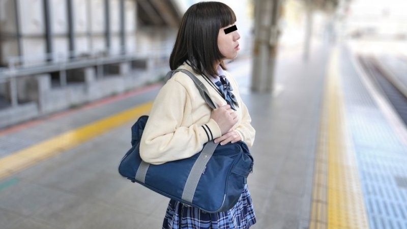 清纯学妹食堂吃饭遭强制突袭 山中しおり绝顶挣扎 完整番号10musume_030125_01