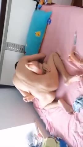 漂亮淫妻