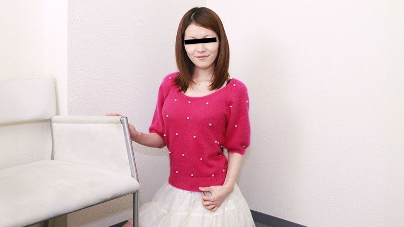 亲生女儿雾岛安娜试衣间情欲爆发，禁忌乱伦店员小哥狂野激情！霧島あんな 10musume_081624_01