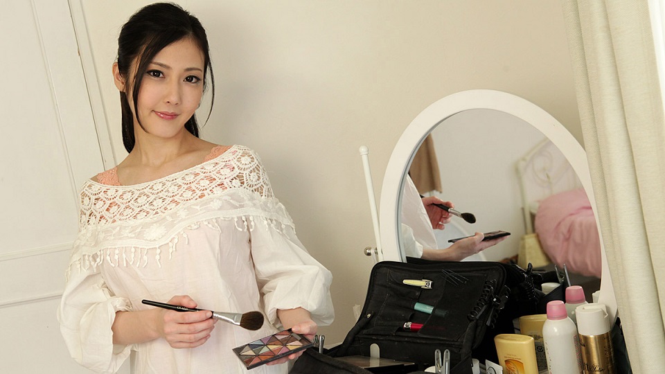 1pon 042819_840 大沢ひなの 美人メイクアッアーティスト