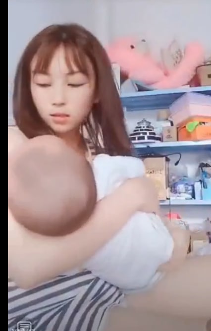 網紅直播走光福利 040821 Part 7
